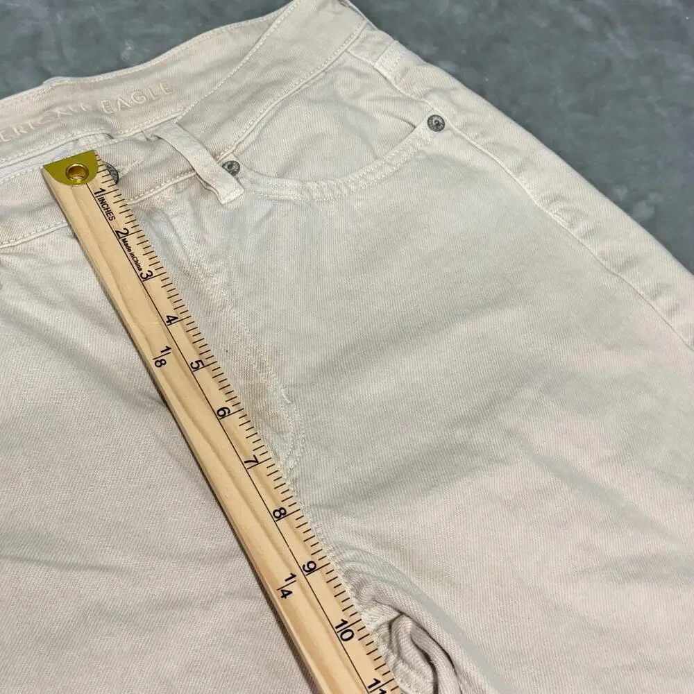 American Eagle Mom Jeans Cream Ivory High Rise Straight Leg Size 6 - Picture 6 of 9